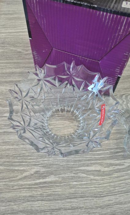 Fructiera sticla nouă 23 cm