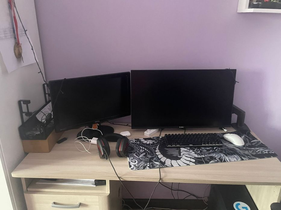 Продам Компьютерный стол