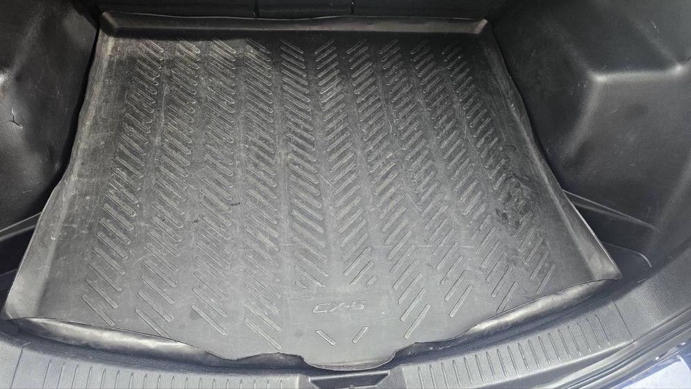 Стелка за багажник Mazda CX-5