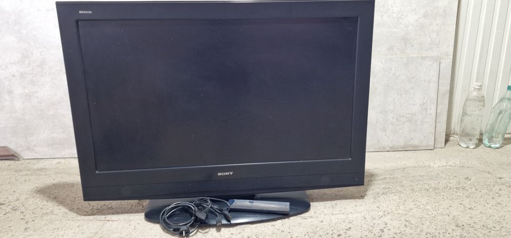 Телевизор Sony BRAVIA 15 000