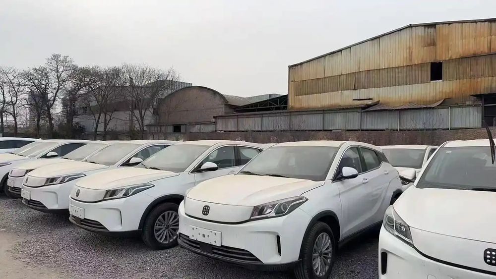 DONGFENG  bosh to'lov 2000$ bilan landian e3 dongfeng e3 18.500$