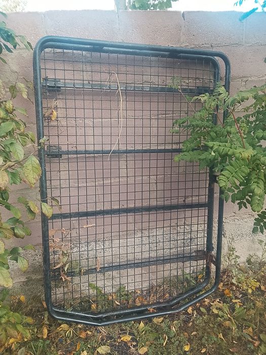 Металлический багажник на крышу