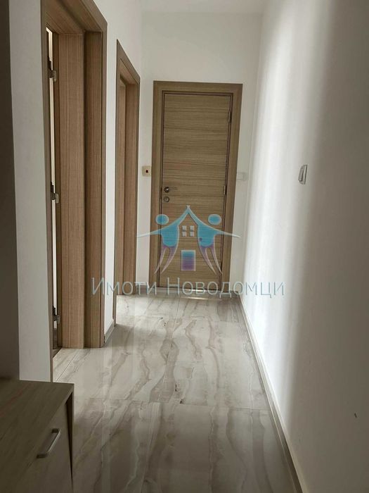 Продава се Двустаен апартамент в Шумен, Пазара - 63 кв.м за 2024 €/кв.м - Снимка #5