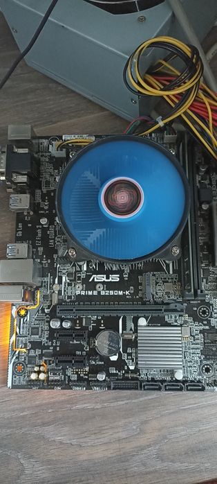 Материнская плата Asus B250M-K
