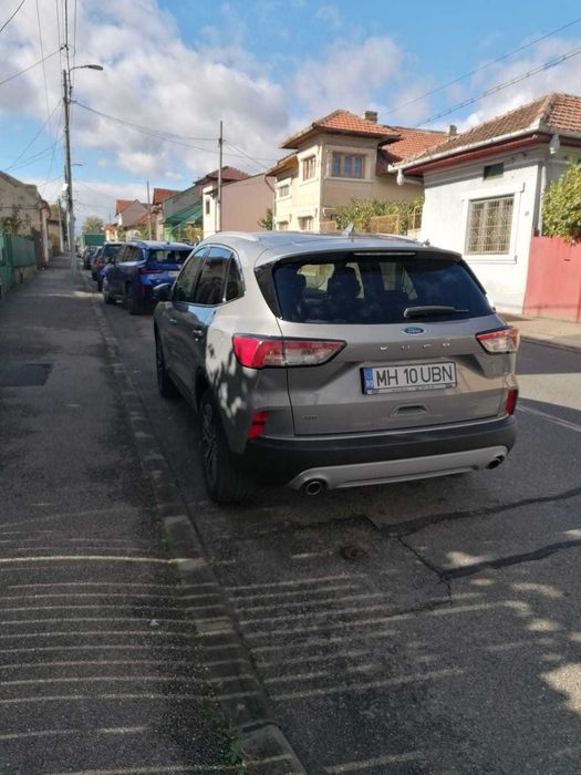 Ford Kuga 2.0 EcoBlue, 190 CP, 4x4, 8+1 Aut. TITANIUM X