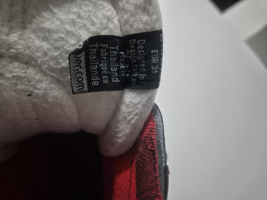 Коньки хоккейные