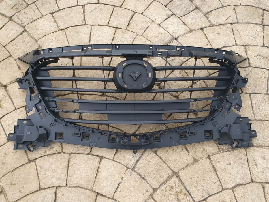 Mazda 6 решетка предна броня от 2016 до 2018