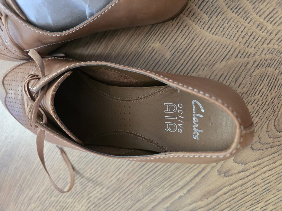 Clarks Оригинални дамски обувки от естествена кожа 38 номер
