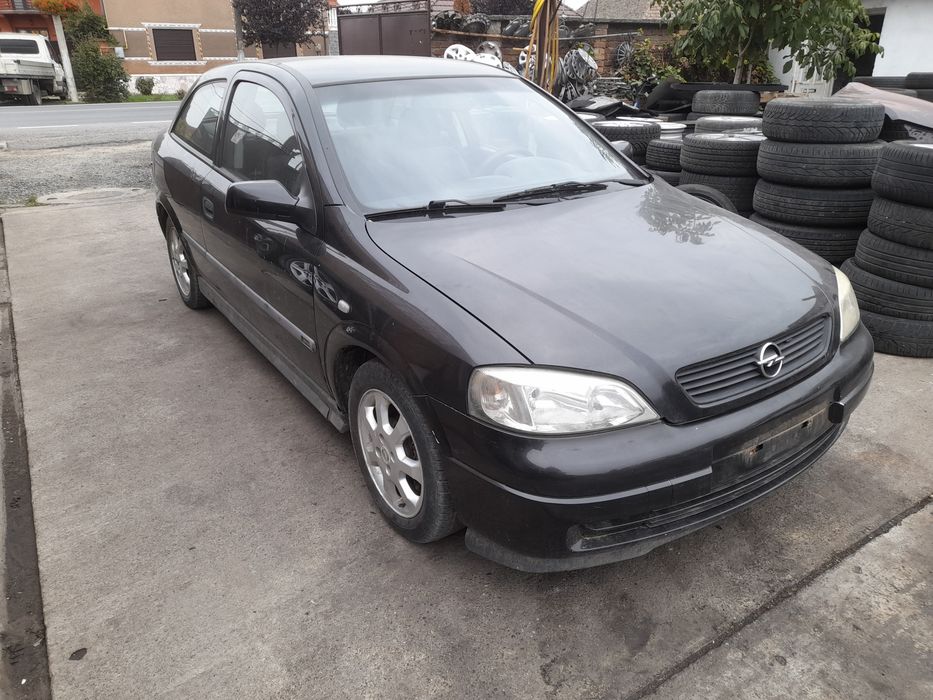 Far stanga/dreapta Opel Astra G