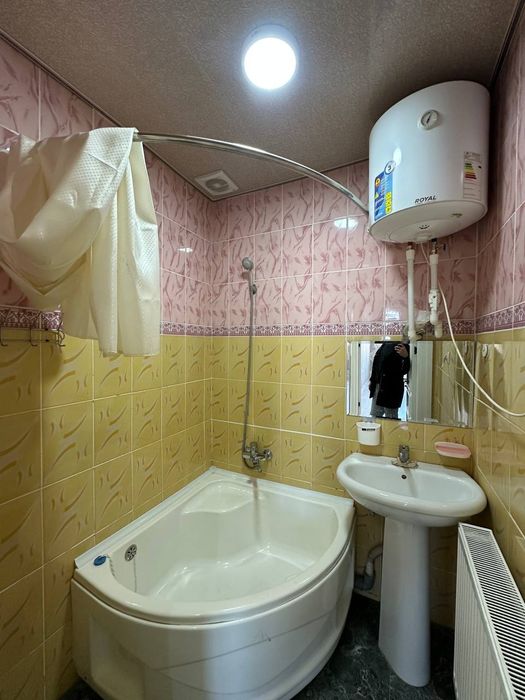 Uy sotiladi 2 x xonalik ipoteka boladi