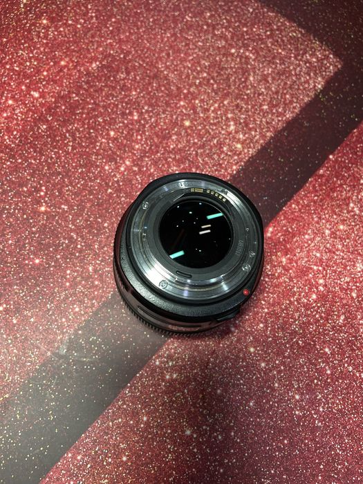 Canon 50 1.2 va 17/40 obektivlar