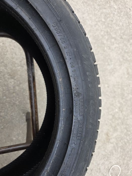 Anvelope de iarna 205/55x17 marca viking