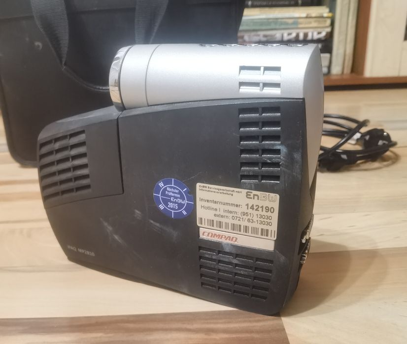 Retro mini proiector portabil Compaq IPaq MP2810 anul 2001 de colectie