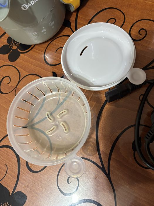 Уред за готвене на бебешка храна на пара- робот Babadulle B-Easy