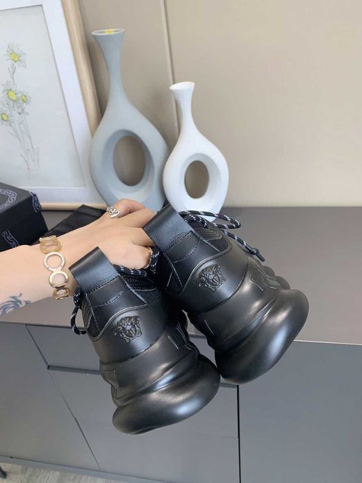 Adidasi Versace Chain Reaction l Produs NOU Premium din Piele Premium