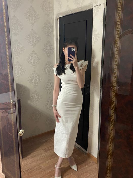 Продам платье новое