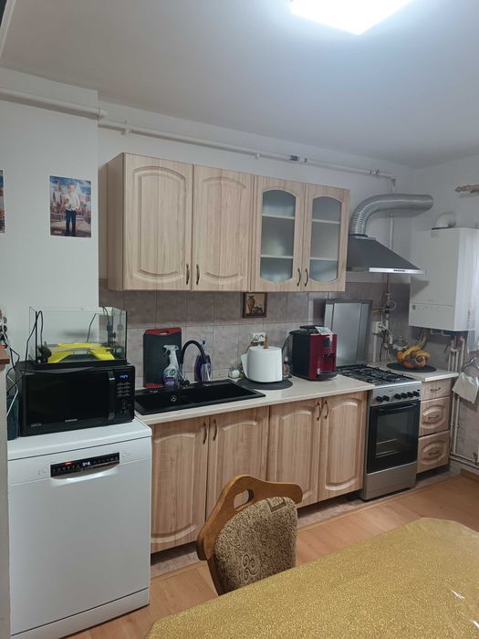 Vând apartament