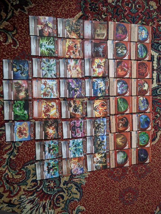 Продам бакуган из старых сезонов