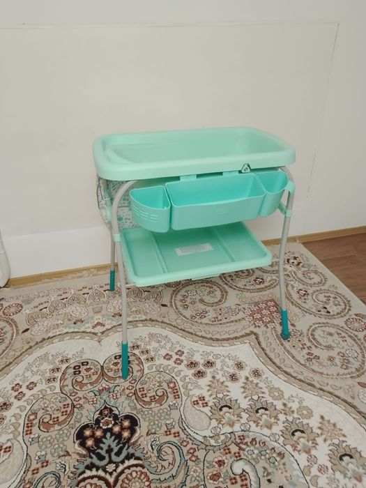 продам пелинальный столик