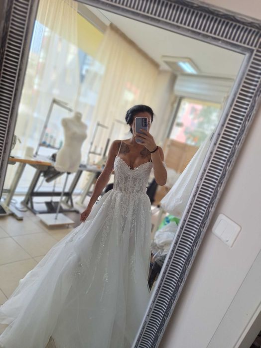 Булчинска рокля с воал