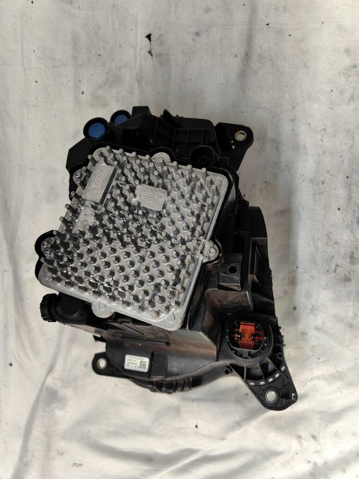 Оригинален фар Land Rover Defender Full Led