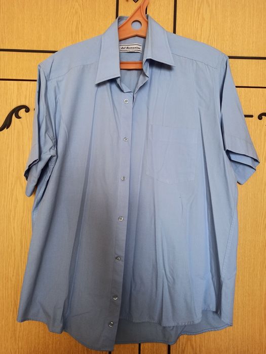 Продам мужские рубашки 46-48 размера с коротким рукавом