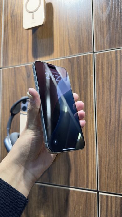 iphone 16 pro max 256gb 99% Naxt va Nasiya savdo