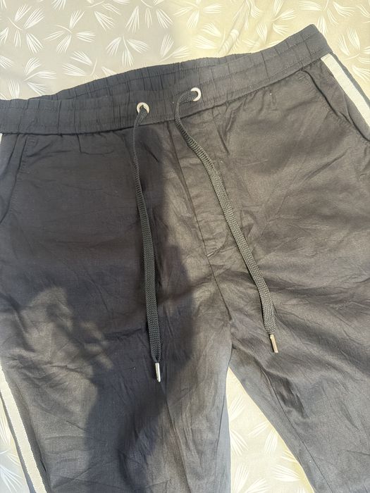 Gucci pants , size S  in very good conditions