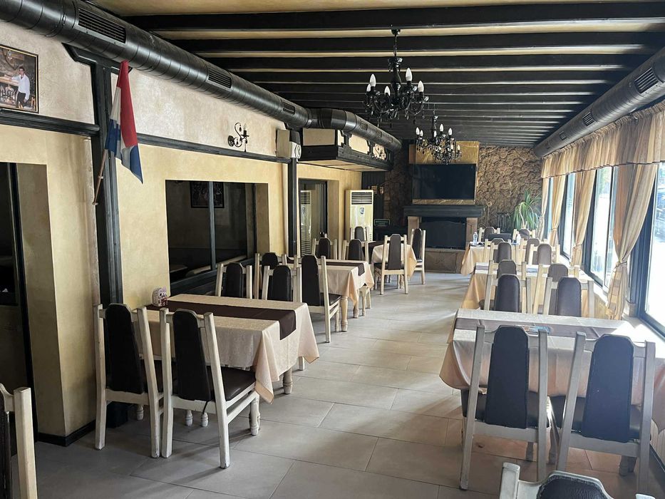 Дава се под наем Магазин в Асеновград - 100 кв.м за 765 € - Снимка #5