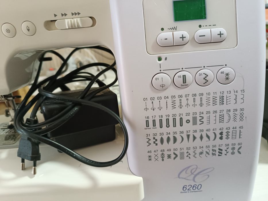 Продам швейную машинку