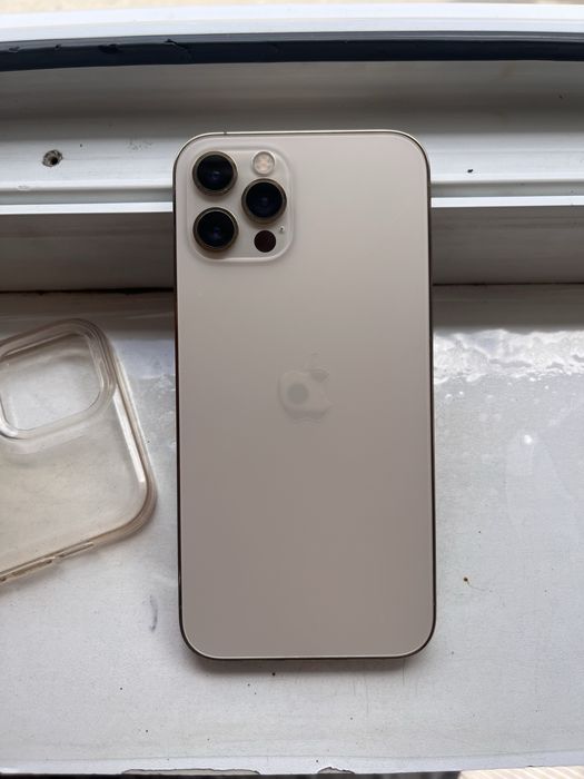 iPhone 12 Pro с АКБ 78 золотистом цвете
