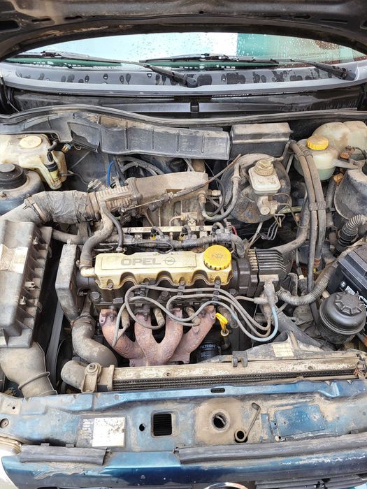 Автомобил Opel Astra