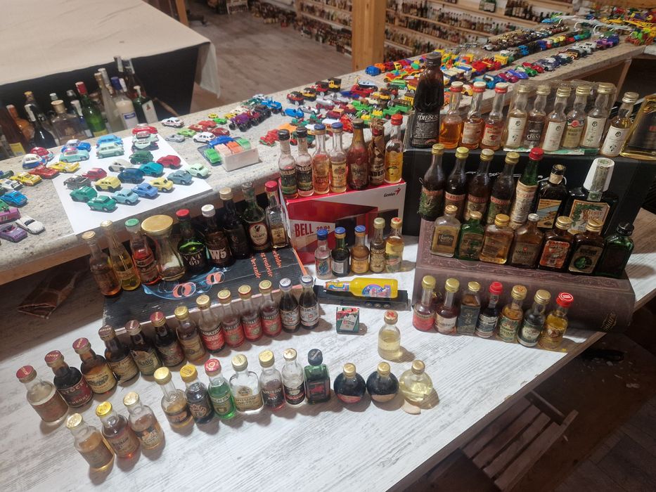 Sticlute miniaturi fără alcool