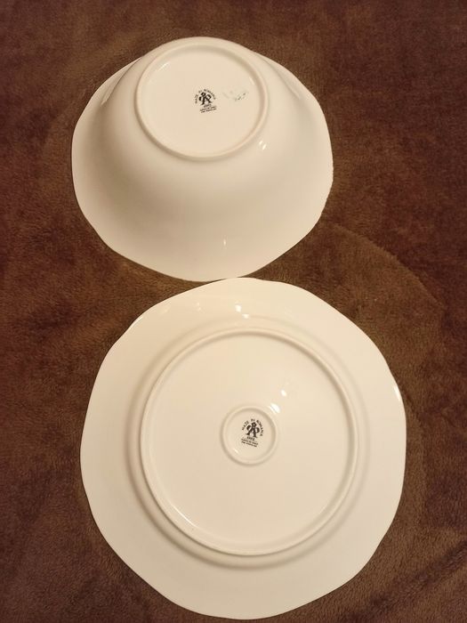 Platou+bol mari ( cu diametru de 30cm)din  porțelan  de C de Ag