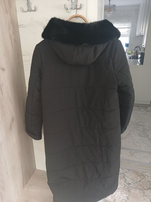 Продам женский пуховик