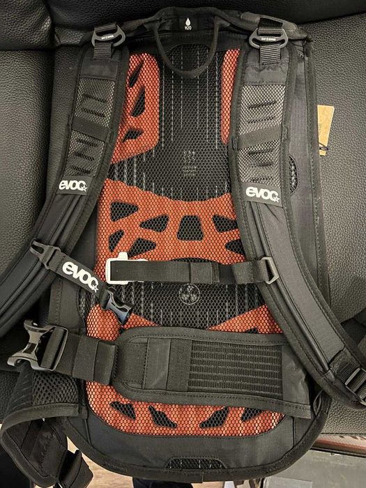 EVOC рюкзак велосипедный