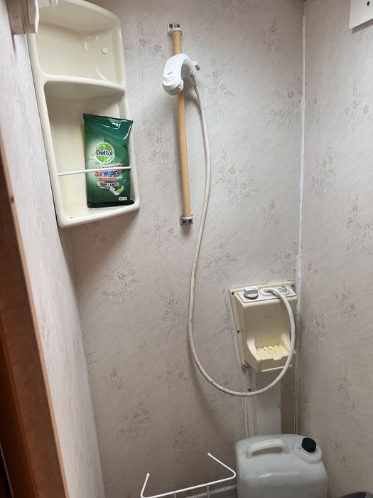 Vand rulota mare axa dubla adusa recent