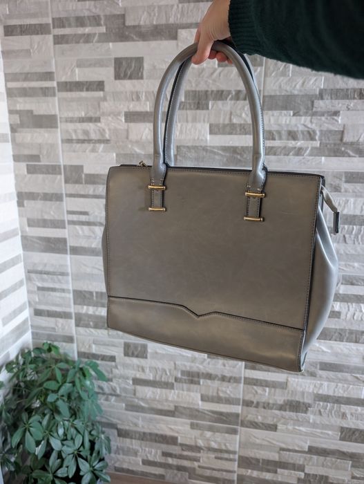 Дамска сива чанта