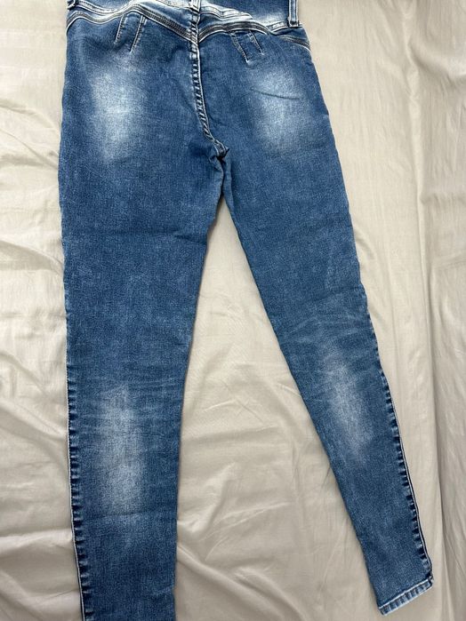 Продам женские вещи