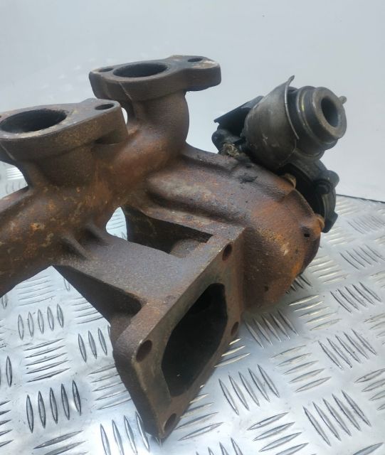 Turbina Turbo turbosuflanta 1.8 TD  7135179 Ford Focus  seria