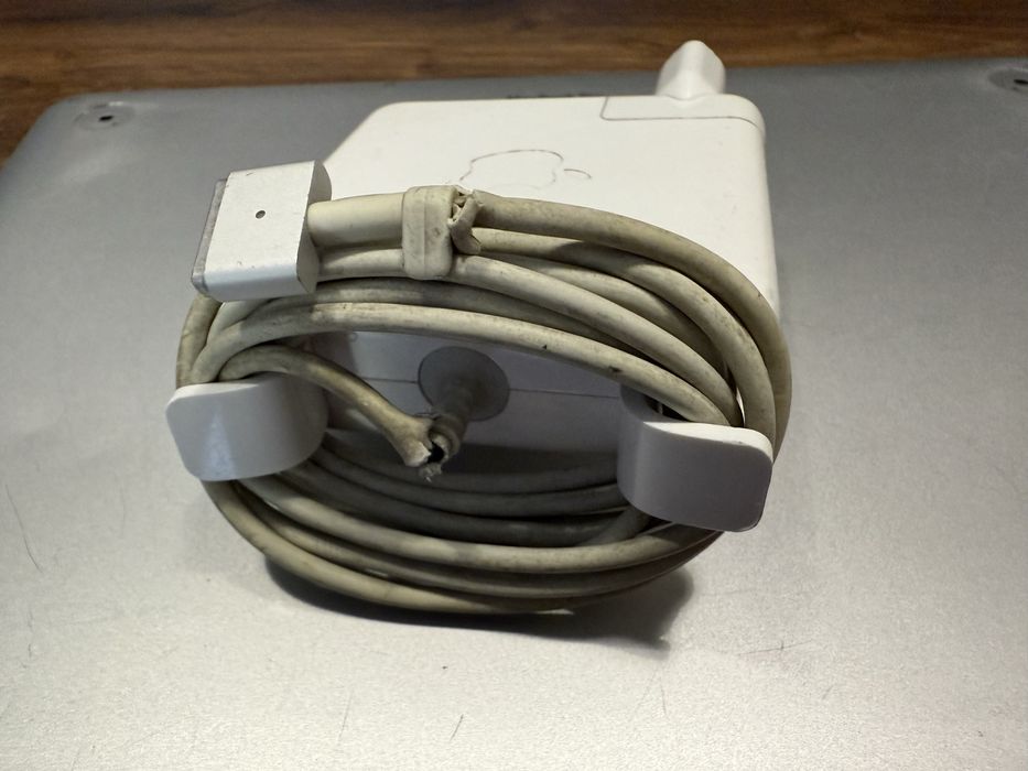 Macbook pro 13” i5 2,7 ram8gb 256ssd