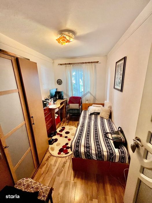 Apartament 4 camere Nicolina 1