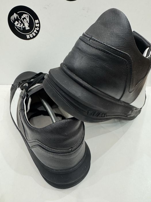 Сникърси GUESS.Номер 45