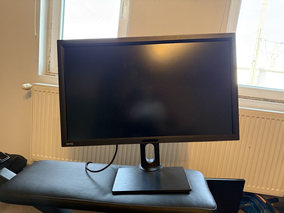 Monitor LED IPS BenQ 27", 4K, FreeSync, Vesa, audio integrat