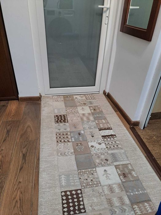 Vand traverse covor poliester de calitate