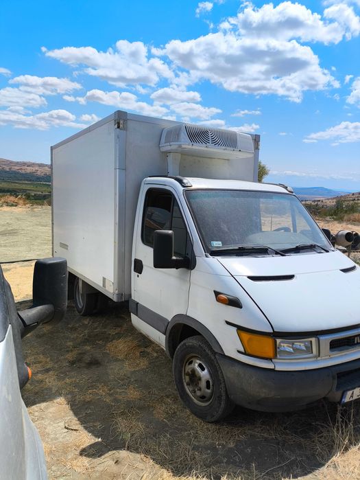 Продавам Бус Ивеко Дейли 35Ц12