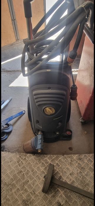 Водоструйка Karcher