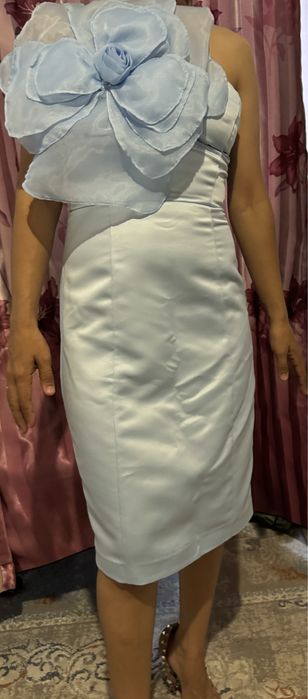 Платье футляр