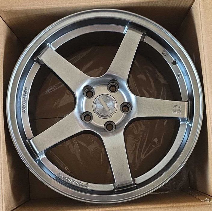 Formula Plus Diska R18