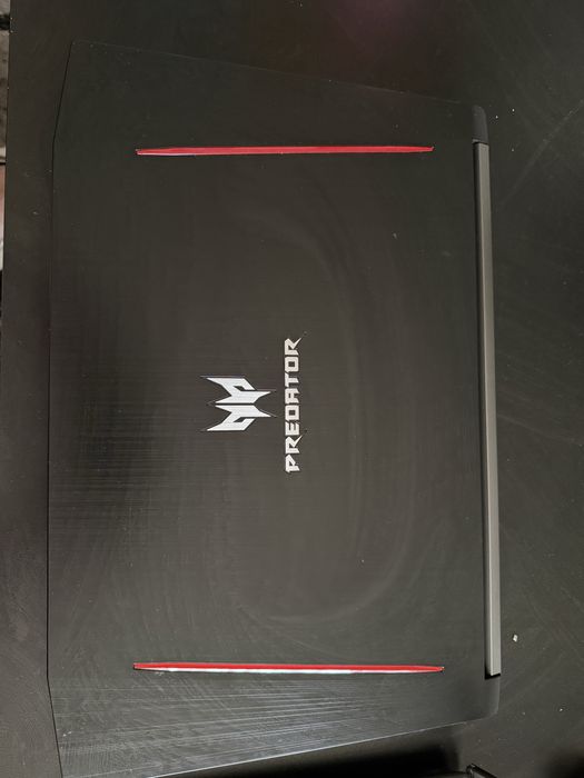 Predator Helios 300 PH317-52